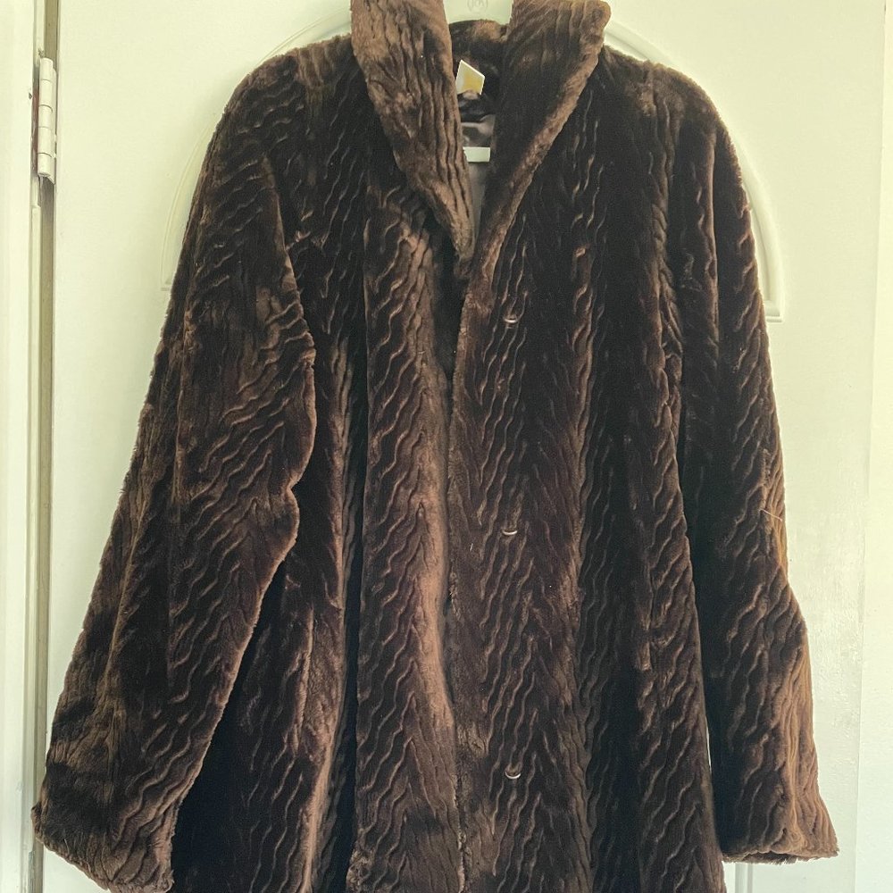 H.F Greenfield & Sons Vintage Brown faux fur coat
